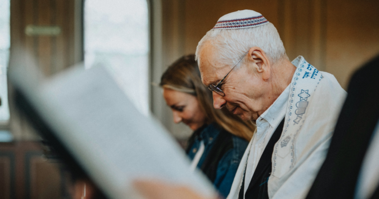 5 High Holiday Donor Engagement Tips